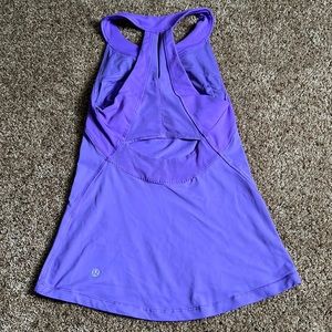 Lululemon charged indigo athletica top